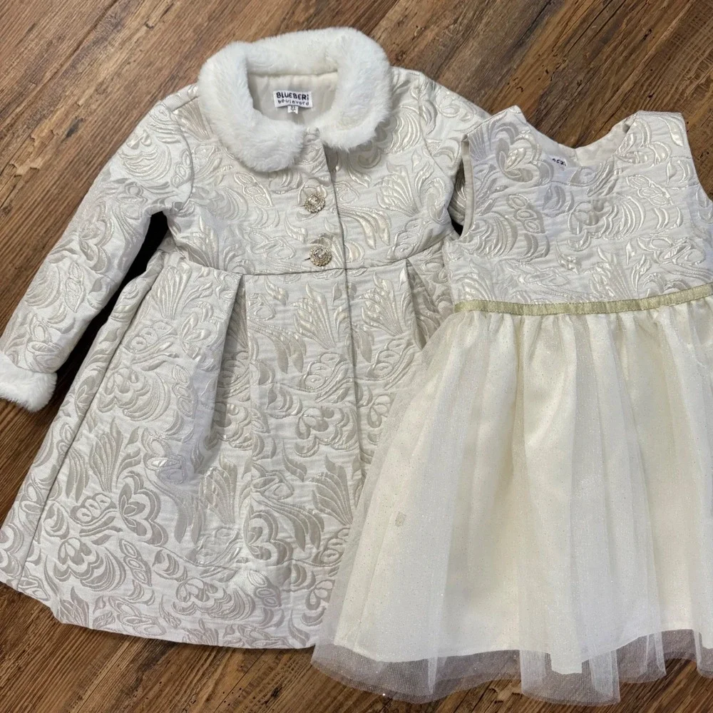 Blueberi Boulevard Dress Coat Set Princess Gold Jacquard Holiday Party‎ Portrait